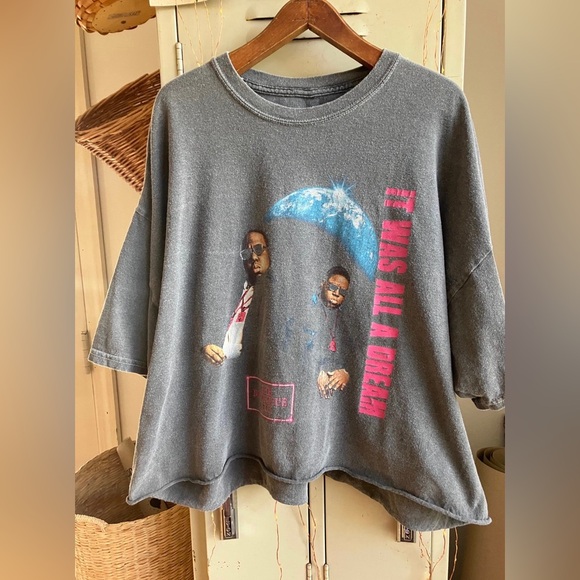 Biggie it was all dream Boxy Tee - Picture 9 of 11